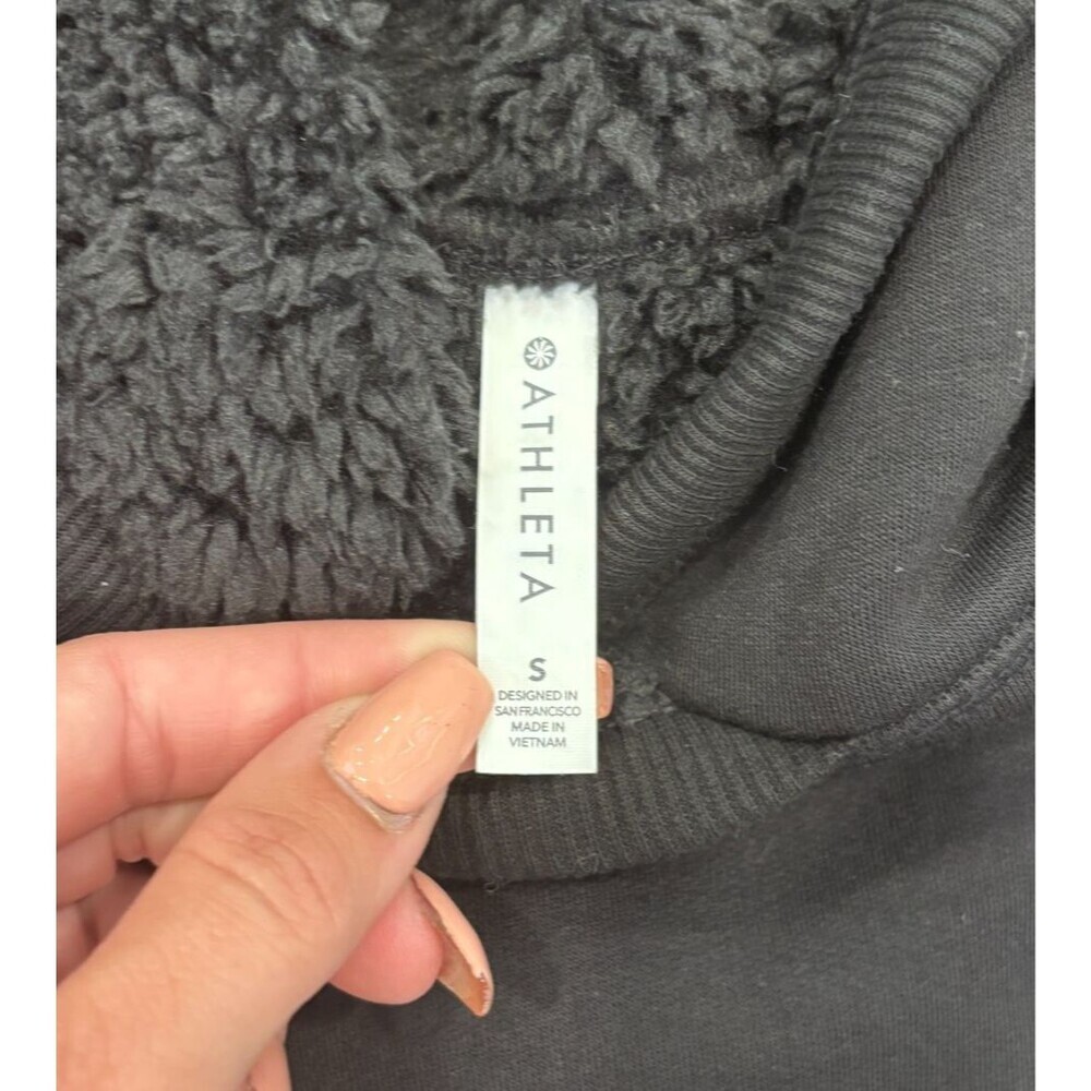 Athleta Hoodie Women’s Small Solstice Reversible Sherpa Hooded Sweatshirt Black - Picture 4 of 9